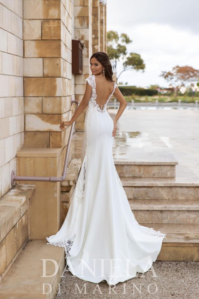 Wedding Dress 6322B (1)