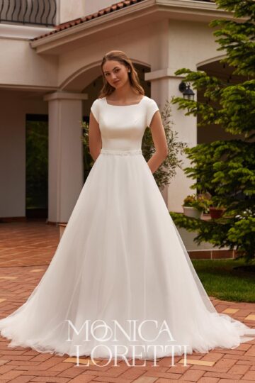 Monica Loretti 8339