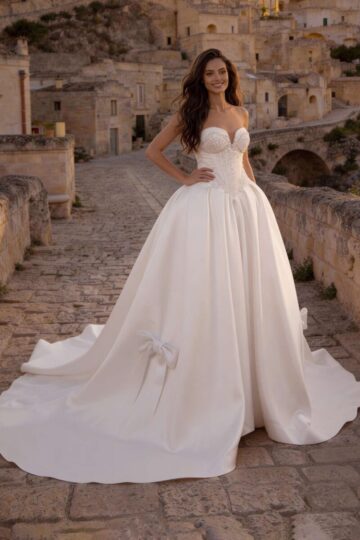 Monica Loretti 8406