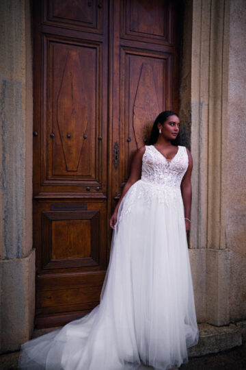 Miss Emily 27305