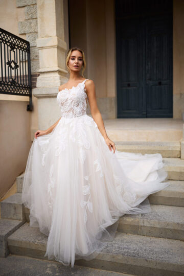 Tres Chic 27202